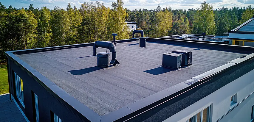 Professional Flat Roof Replacement Services in Niles, IL