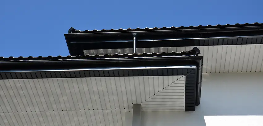 Box Eave Construction in Niles